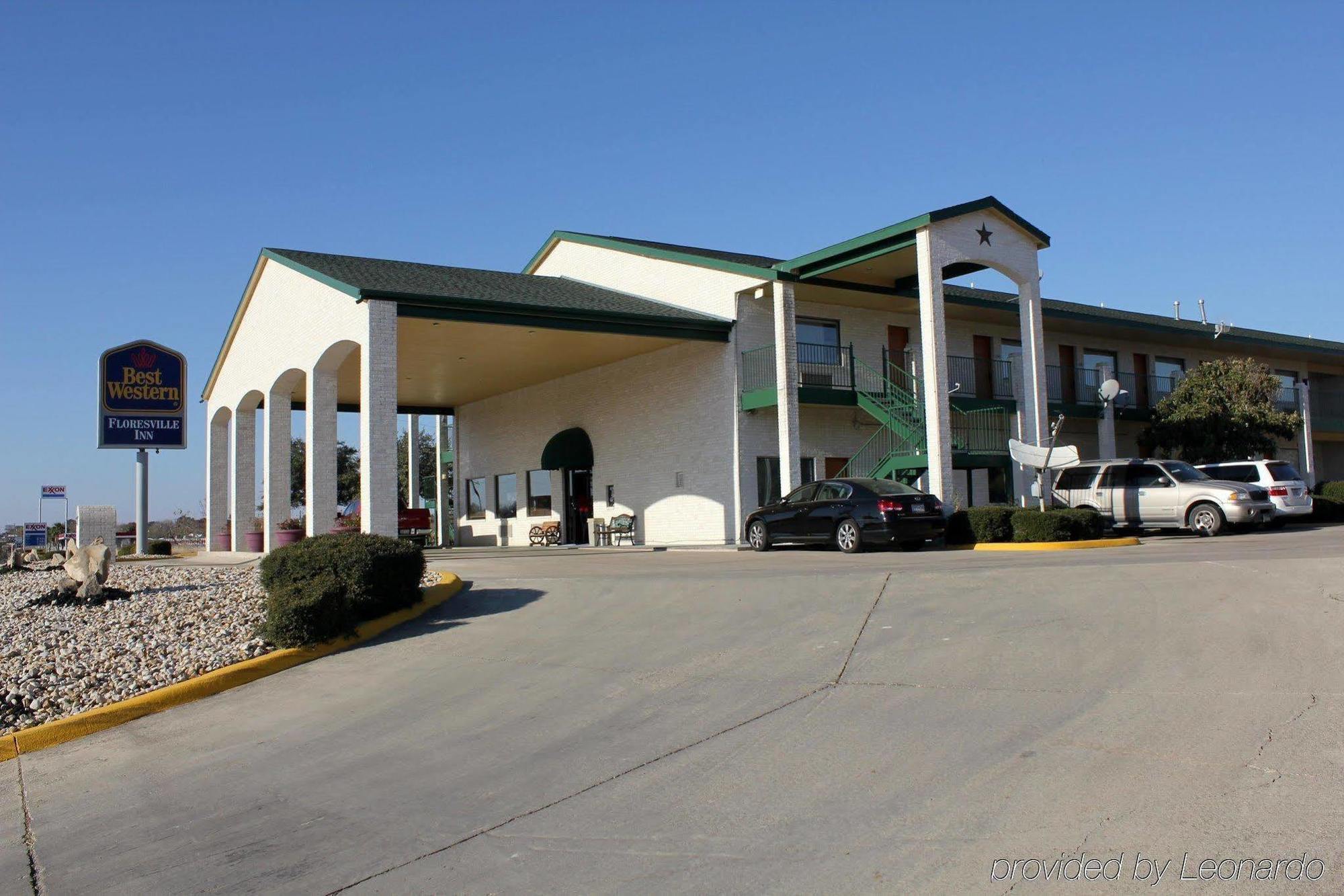 SureStay Hotel by Best Western Floresville Exterior foto