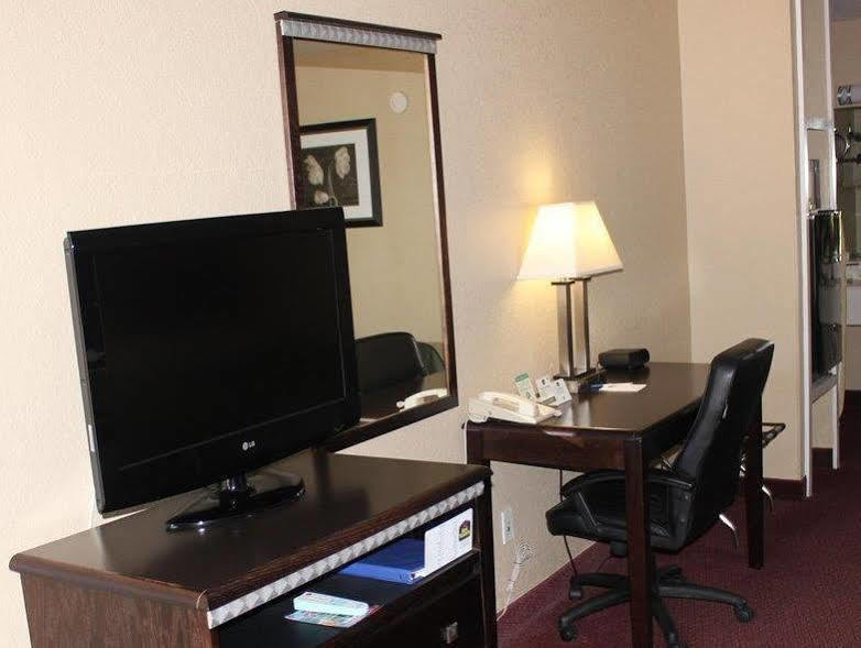 SureStay Hotel by Best Western Floresville Exterior foto
