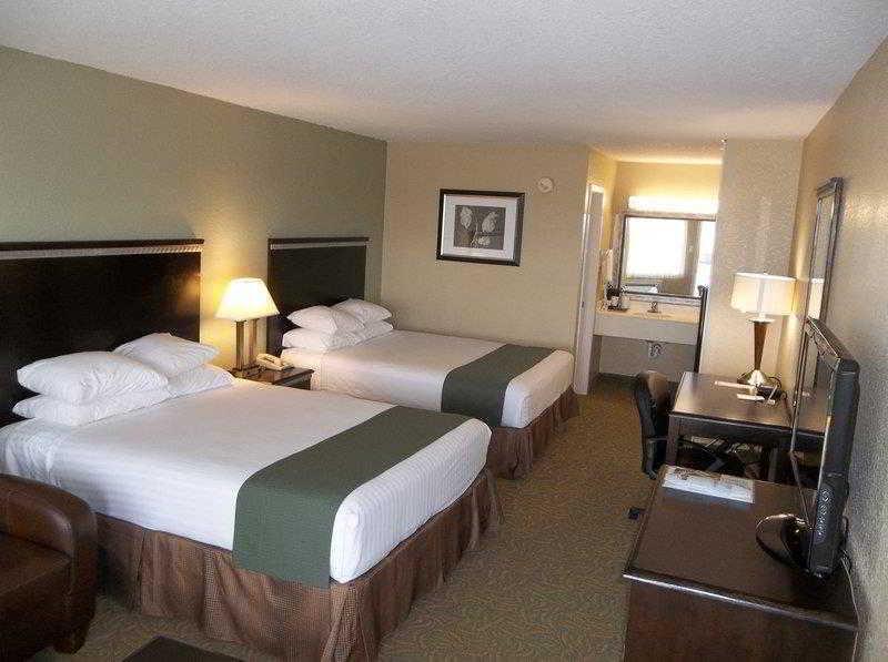 SureStay Hotel by Best Western Floresville Exterior foto